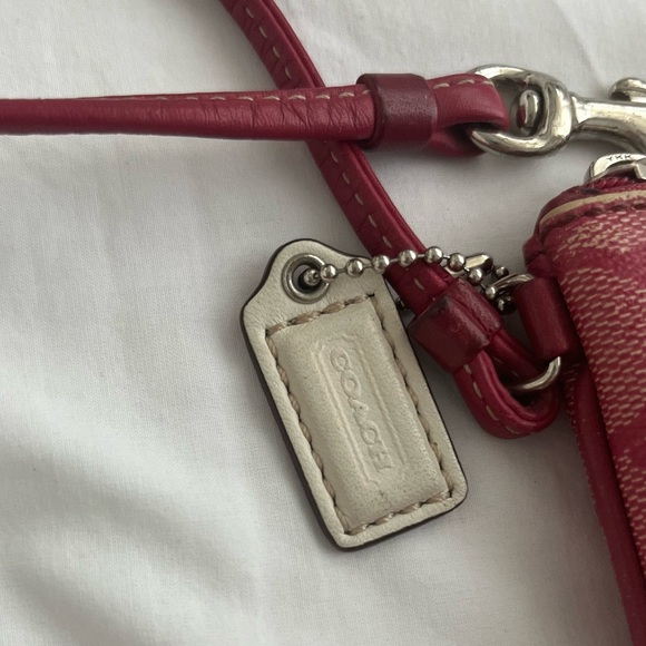 Coach Pink/White Stripe Signature Coated Canvas Wallet Wristlet - Picture 4 of 6